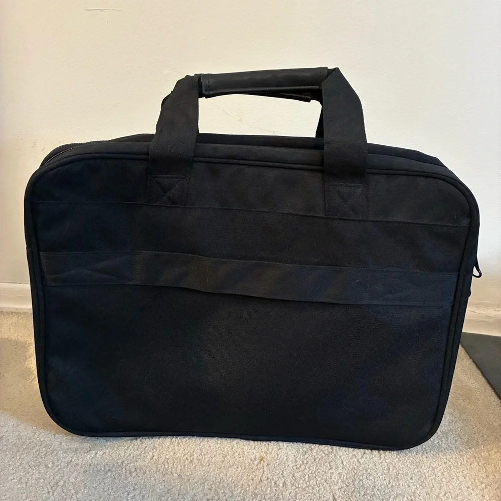 Kroeber Laptop Bag Premium Laptop Briefcase Fits up to 17.3 in Laptop Expands